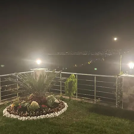 Manzarasiyla Bueyueleyen Luex Holiday home Trabzon