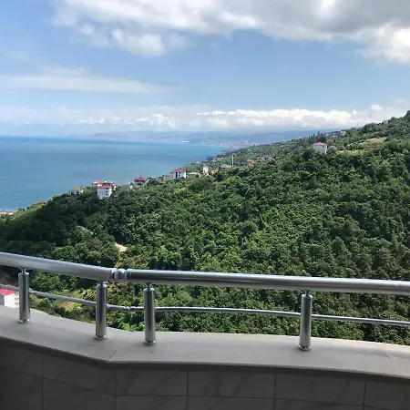 Manzarasiyla Bueyueleyen Luex * Trabzon