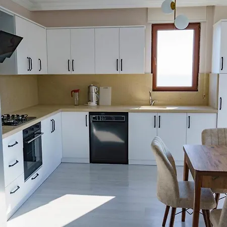 Manzarasiyla Bueyueleyen Luex * Trabzon