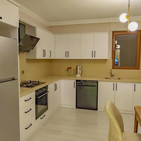 Manzarasıyla Büyüleyen Lüx Tatil Evi *