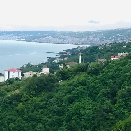 Manzarasıyla Büyüleyen Lüx Tatil Evi