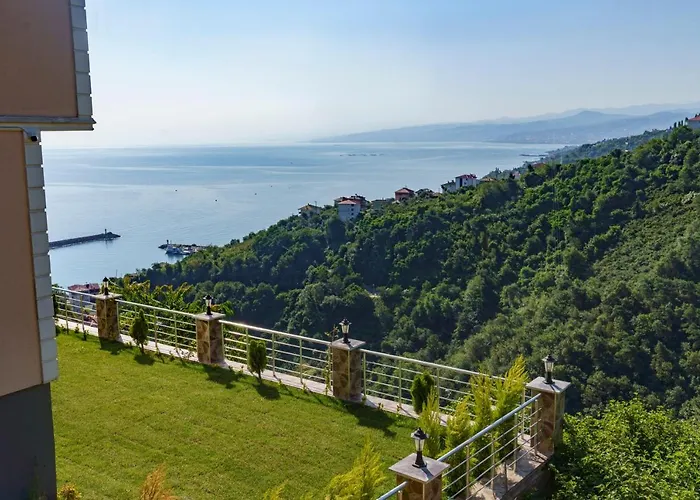 Manzarasiyla Bueyueleyen Luex Дом отдыха *