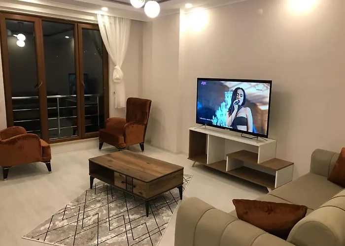 Manzarasiyla Bueyueleyen Luex * Трабзон