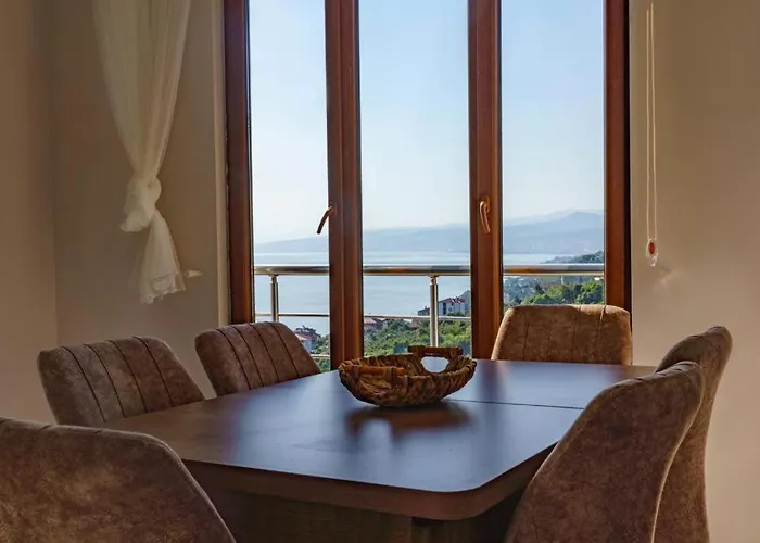 Дом отдыха Manzarasiyla Bueyueleyen Luex *